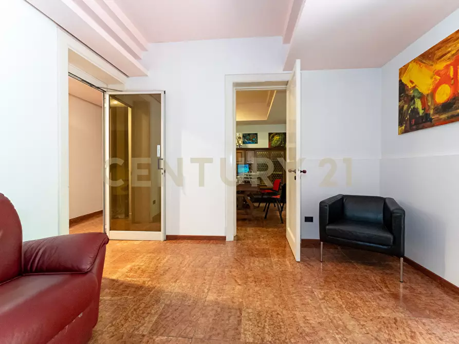 Immagine 14 di Appartamento in vendita  in Corso Italia 205-207 a Catania