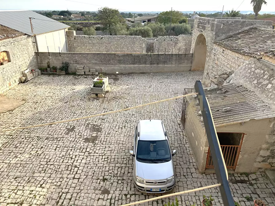 Immagine 86 di Rustico / casale in vendita  in Via Passo Parrino 19 a Modica
