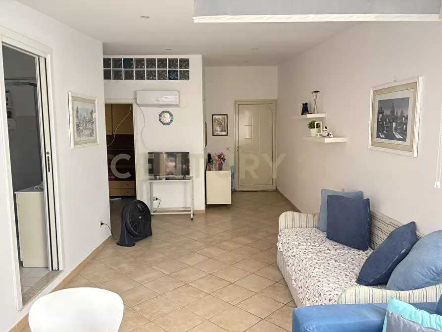 Immagine 9 di Attico in vendita  in Via dei Normanni 2 a Sant'alessio Siculo