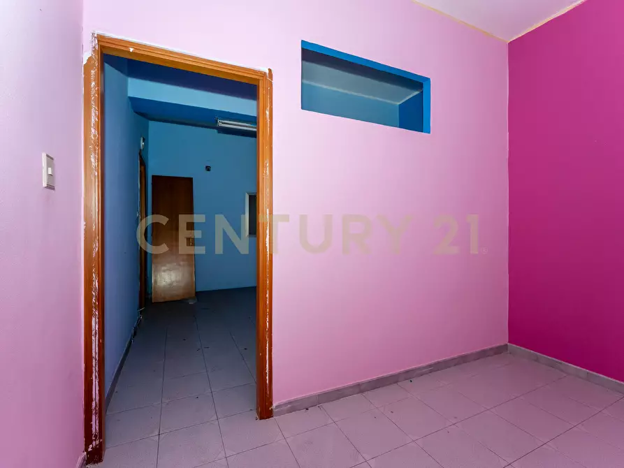 Immagine 20 di Palazzo in vendita  in Via Eraclea 82 a Lentini