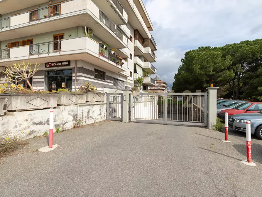 Immagine 9 di Attività artigianale in vendita  in Via Antonio Gramsci 80/84 a Giarre