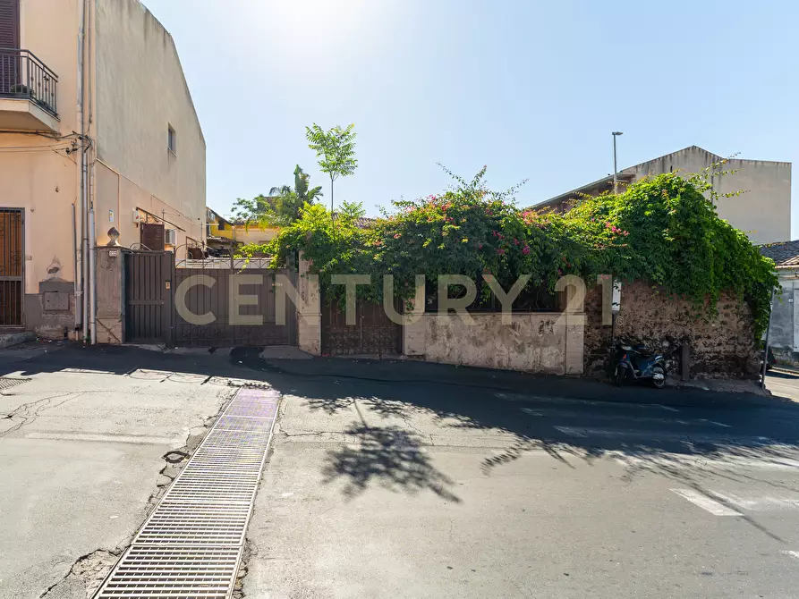 Immagine 3 di Villa in vendita  in Via Galermo 152 a Catania