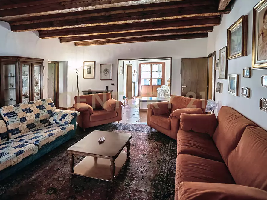 Immagine 73 di Villa in vendita  in Via Adige 25 a Brentino Belluno