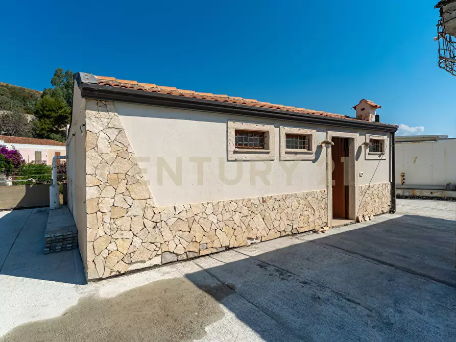 Immagine 5 di Bilocale in vendita  in Via dei normanni 3 a Sant'alessio Siculo