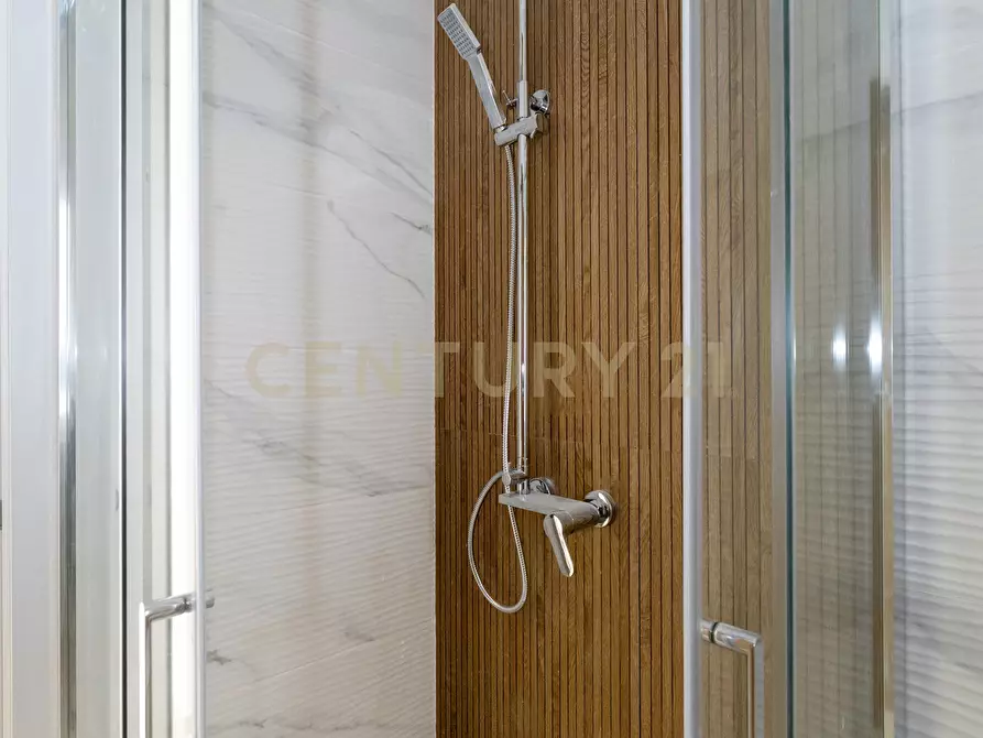 Immagine 13 di Appartamento in vendita  in Via Sgroppillo 21 a San Gregorio Di Catania