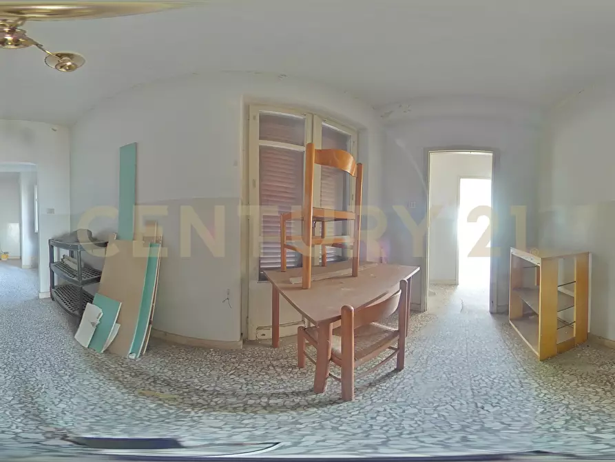 Immagine 74 di Pentalocale in vendita  in Piazza Spedini 8 a Catania