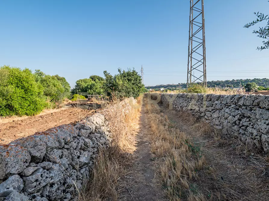 Immagine 40 di Terreno industriale in vendita  in Via per Floridia 11 a Siracusa