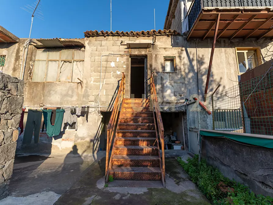Immagine 40 di Porzione di casa in vendita  in Via XXXI Maggio 34 a Catania