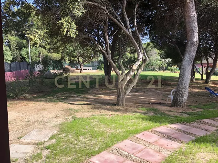 Immagine 47 di Villa in vendita  in Via dei Pioppi 57 a Quartu Sant'elena