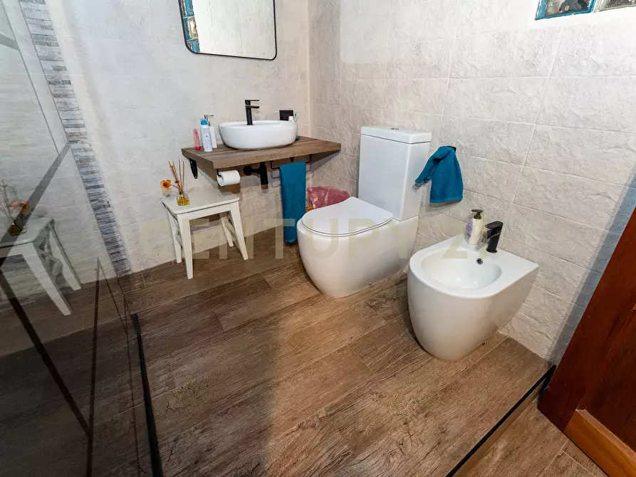 Immagine 29 di Casa indipendente in vendita  in Via Anastasio 32 a Catania