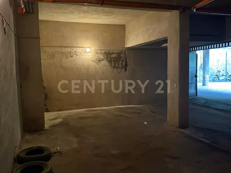 Immagine 5 di Garage in vendita  in Via Immacolata 37 a Catania