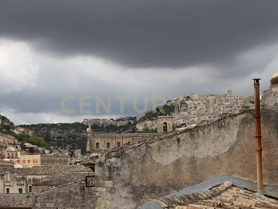 Immagine 32 di Casa indipendente in vendita  in Strada Pellico 26 a Modica