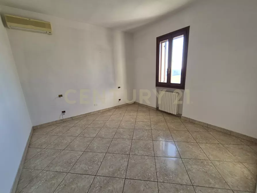 Immagine 16 di Quadrilocale in vendita  in Via Mantova 171 a Cerea