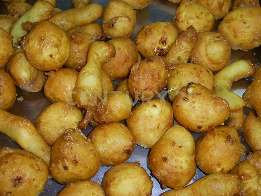 Immagine 13 di Pizzeria / Pub in vendita  in Via della Regione 1 a San Giovanni La Punta