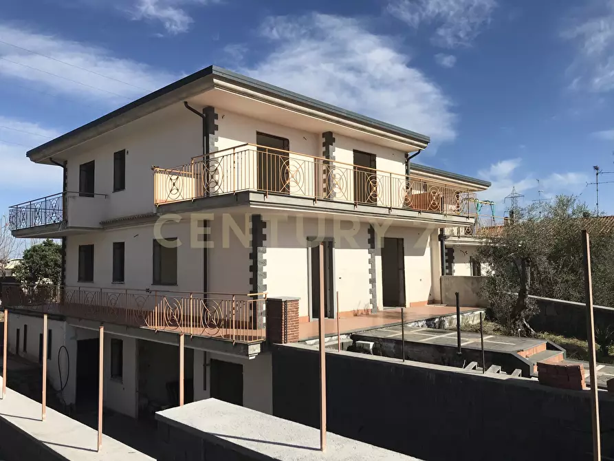 Immagine 12 di Casa bifamiliare in vendita  in via Vincenzo Ricca a Catania