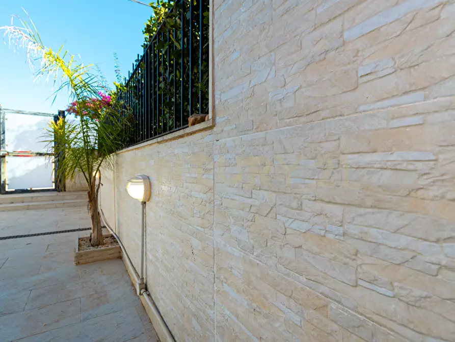 Immagine 17 di Casa indipendente in vendita  in VIALE ROSANNA a Noto