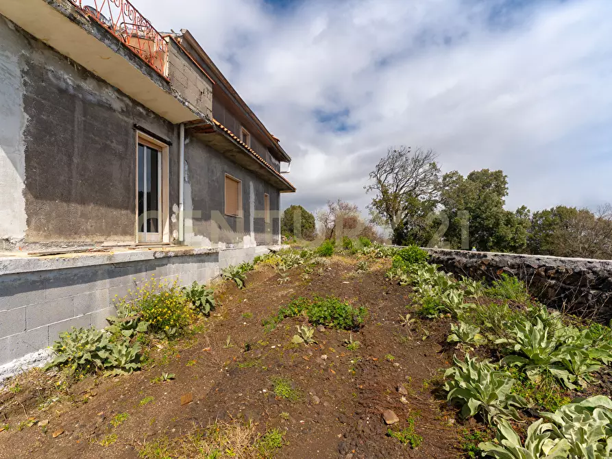 Immagine 52 di Villa in vendita  in Via Nocille 55 a Mascali