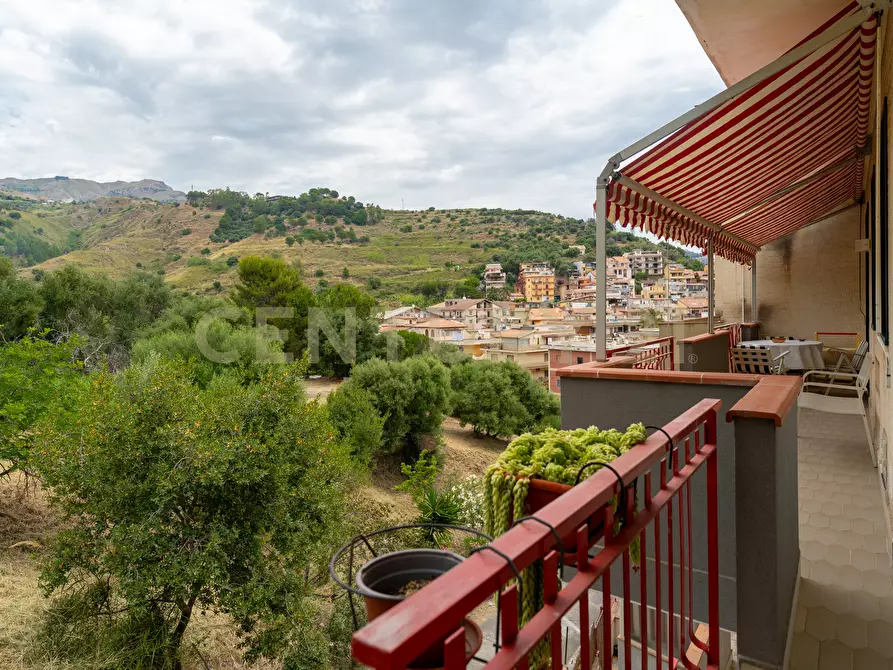 Immagine 5 di Appartamento in vendita  in Via Erice 3 a Giardini-Naxos