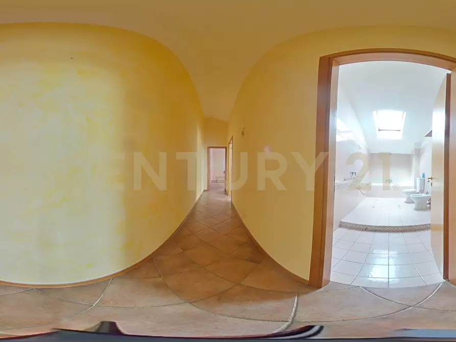 Immagine 56 di Quadrilocale in vendita  in Via Macello 86 a San Giovanni La Punta