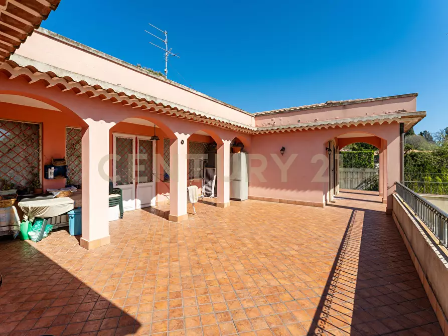Immagine 33 di Villa in vendita  in Via Alcaloro Petrone 47 a Viagrande