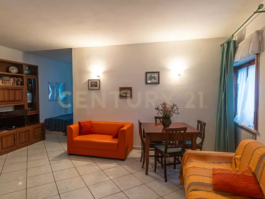 Immagine 7 di Quadrilocale in vendita  in Via Bartoli 5 a Follonica