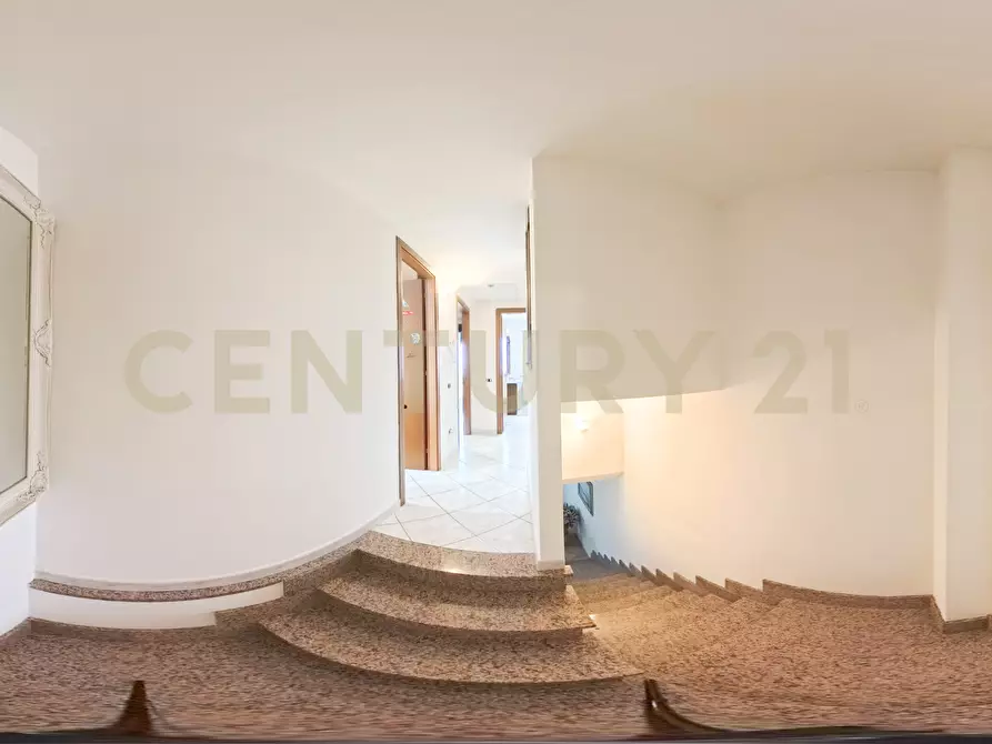 Immagine 2 di Pentalocale in vendita  in Via Ticino 55 a Anzio