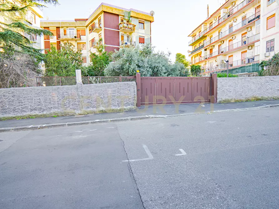 Immagine 41 di Trilocale in vendita  in Via Giuseppe Simili 73-77 a Catania