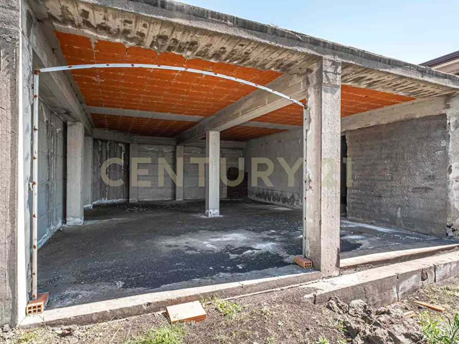 Immagine 40 di Palazzo in vendita  in Via dell'Aria snc a Pedara