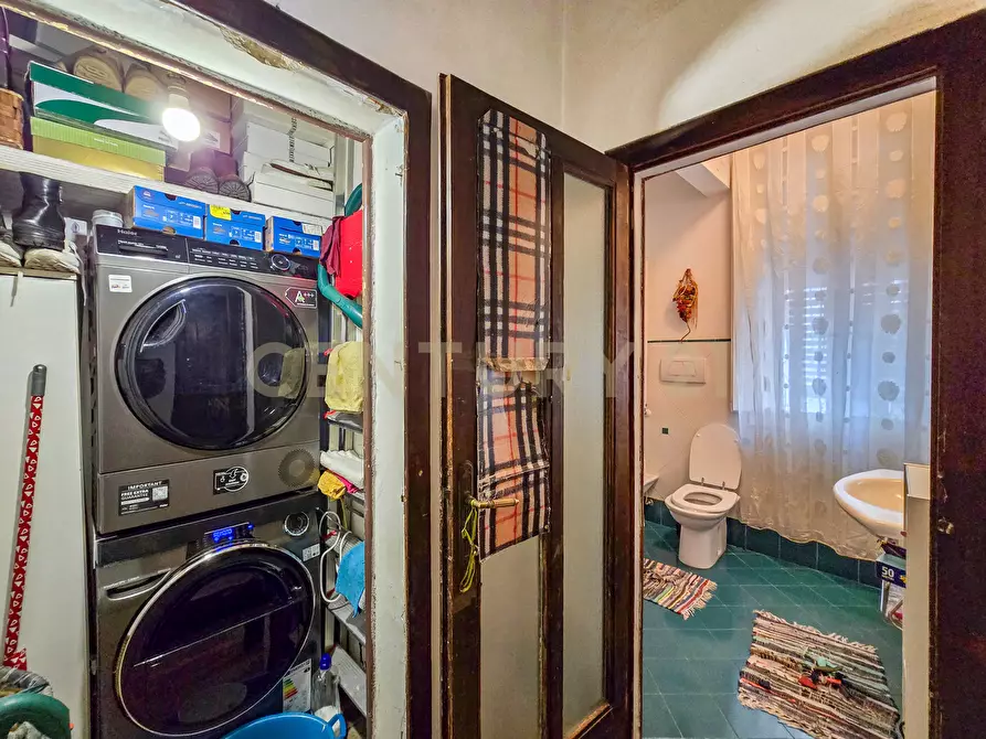 Immagine 13 di Pentalocale in vendita  in Via Porto Loretano 28 a Grosseto