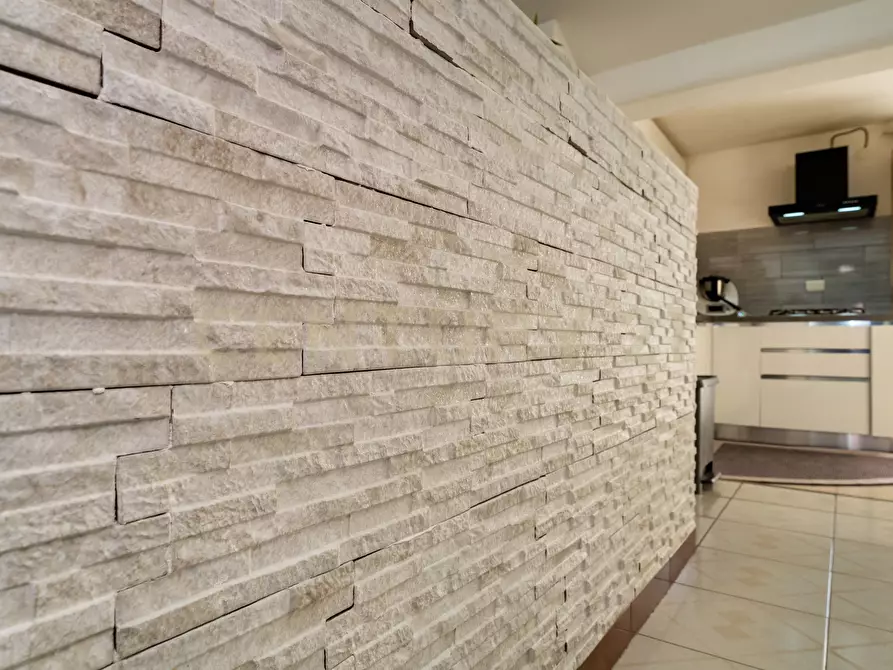 Immagine 37 di Porzione di casa in vendita  in Via XXXI Maggio 34 a Catania