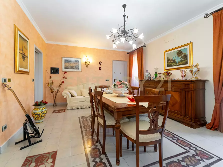 Immagine 20 di Appartamento in vendita  in Via Stazione 12 a Aci Castello