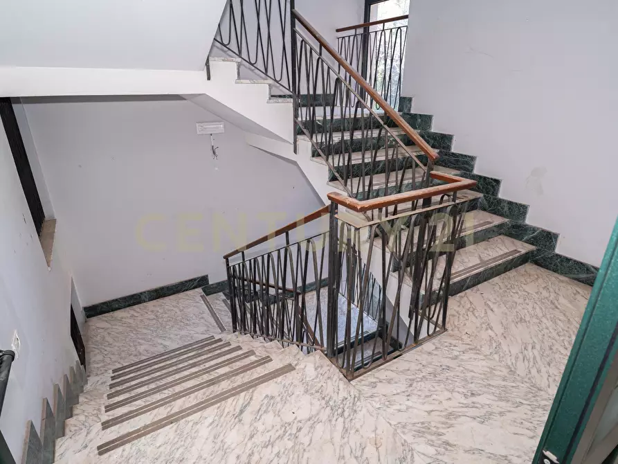 Immagine 18 di Capannone industriale in vendita  in Via Cassone 75 a Zafferana Etnea