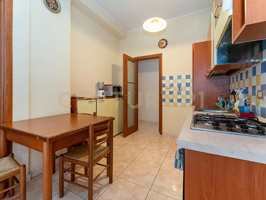 Immagine 45 di Pentalocale in vendita  in Corso delle Province 124 a Catania