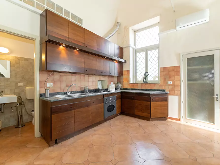 Immagine 139 di Casa indipendente in vendita  in Via Giuseppe Garibaldi 68-70-72 a Nicolosi