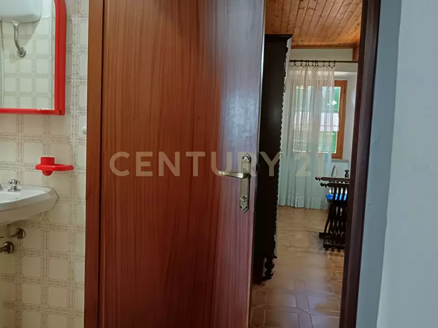 Immagine 23 di Pentalocale in vendita  in Via Mentana 15 a Abbadia San Salvatore