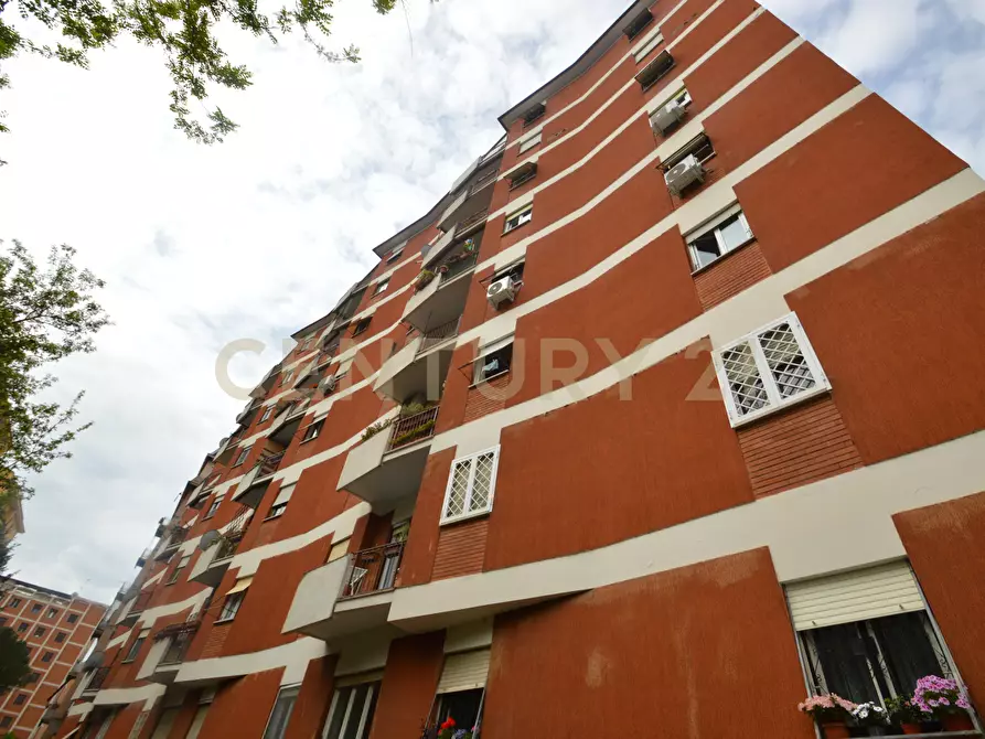 Immagine 2 di Pentalocale in vendita  a Roma