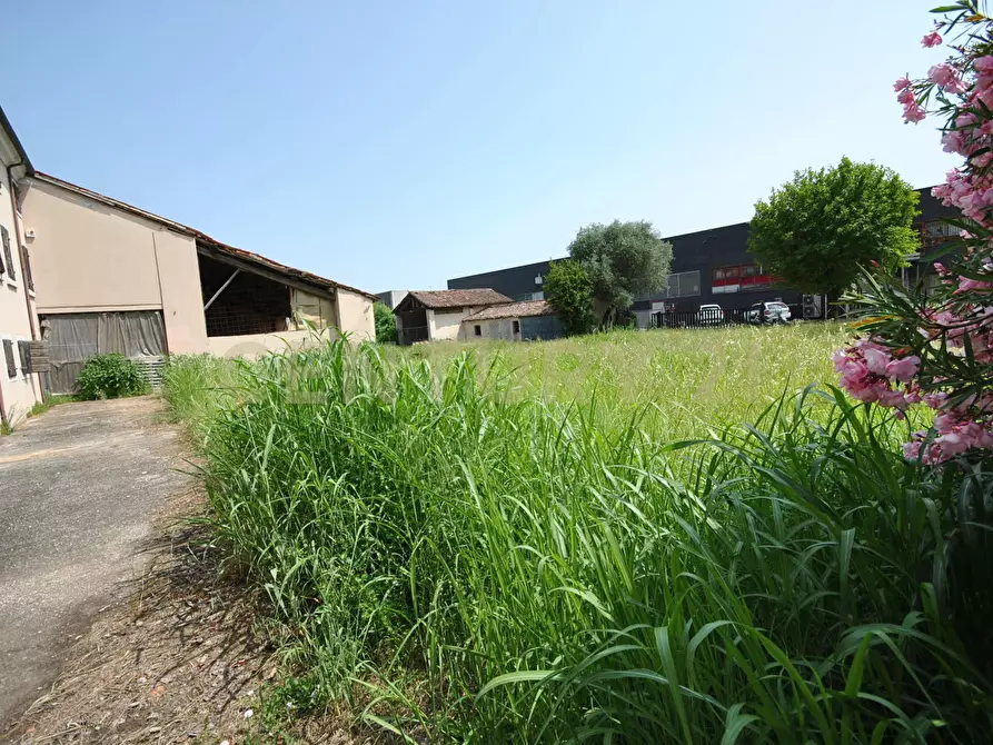 Immagine 12 di Palazzo in vendita  in Via Padovana 1a a Arcole