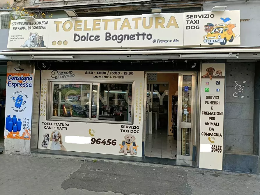 Immagine 1 di Attività artigianale in vendita  a Catania