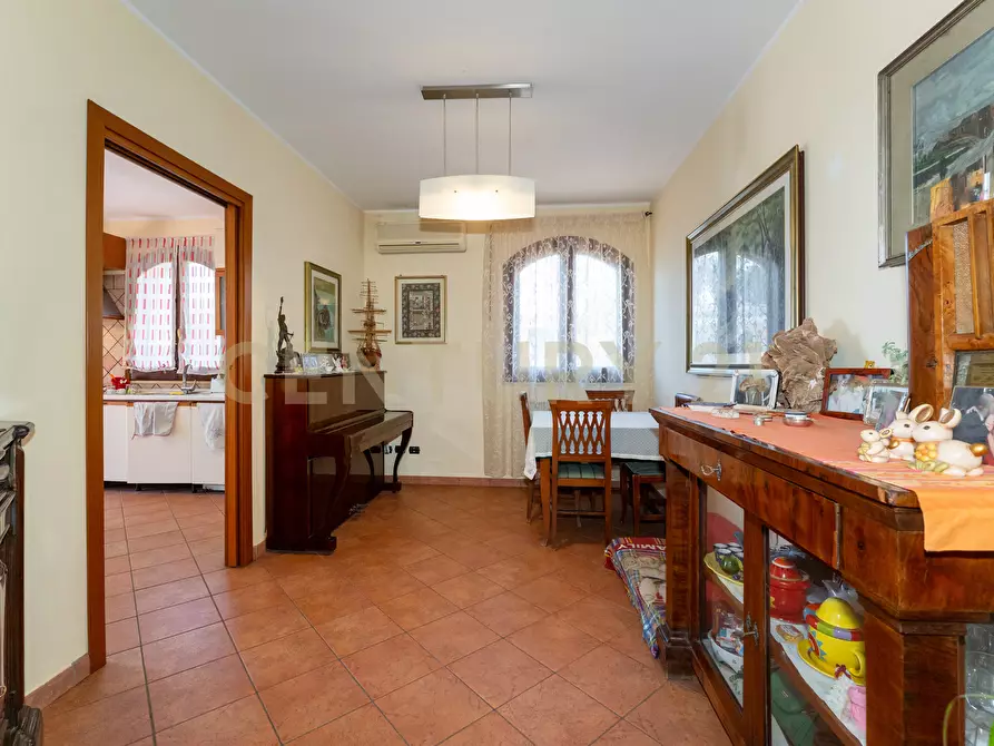 Immagine 29 di Villa in vendita  in Via Alcaloro Petrone 47 a Viagrande