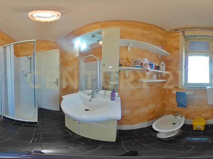 Immagine 48 di Quadrilocale in vendita  in Via Federico Confalonieri 9 a Catania