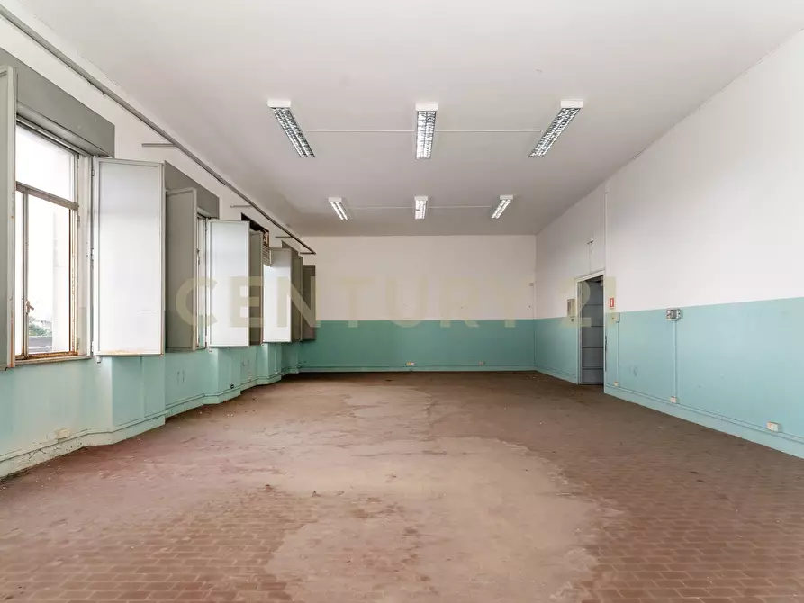 Immagine 30 di Palazzo in vendita  in Via delle Terme 78 a Acireale