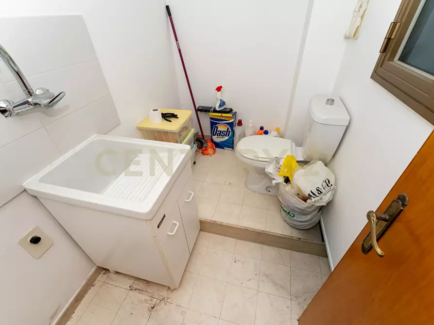 Immagine 32 di Palazzo in vendita  in Via Eraclea 82 a Lentini