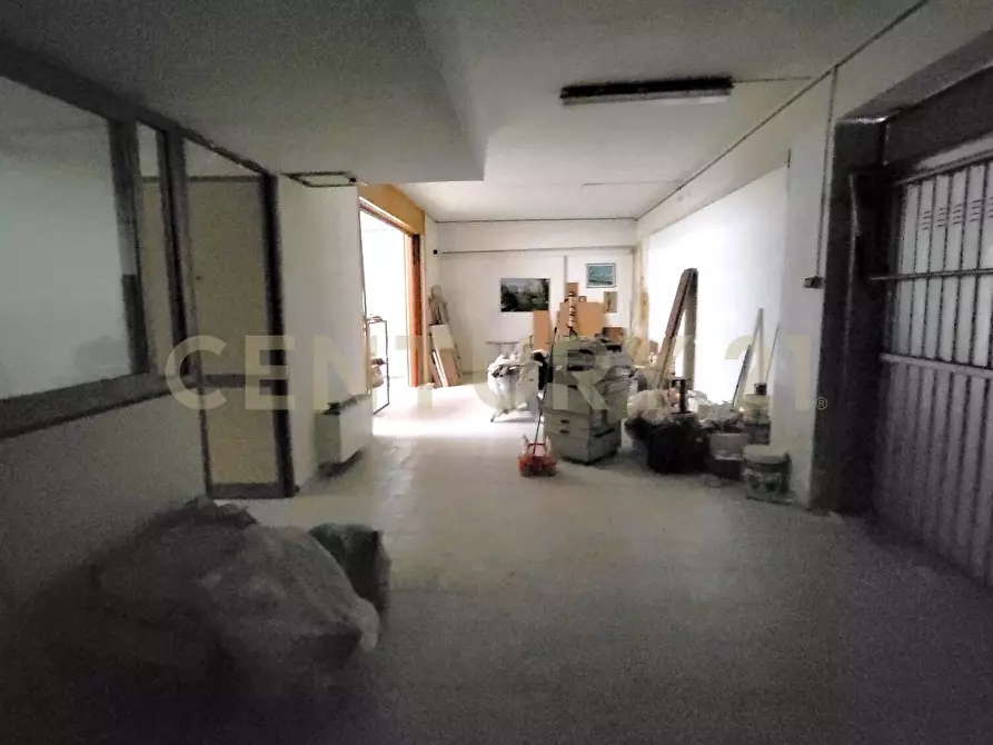 Immagine 4 di Garage in vendita  in Via Genova 35 a Aci Castello