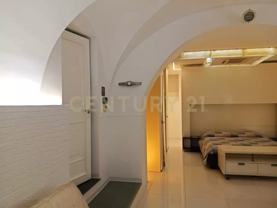 Immagine 11 di Bilocale in vendita  in Via Tezzano 26 a Catania