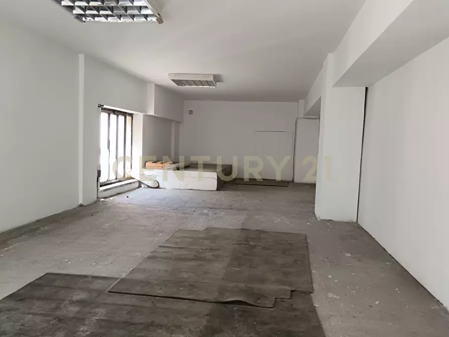 Immagine 4 di Locale commerciale in vendita  in Via Grossetana 13 a Piancastagnaio