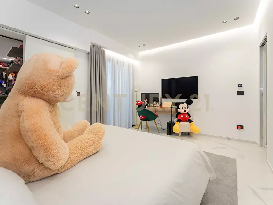 Immagine 93 di Villa in vendita  in Via Sant' Andrea 8 a Catania