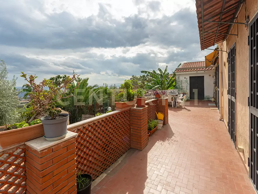 Immagine 3 di Villa in vendita  in Via di Bartolo a San Gregorio Di Catania