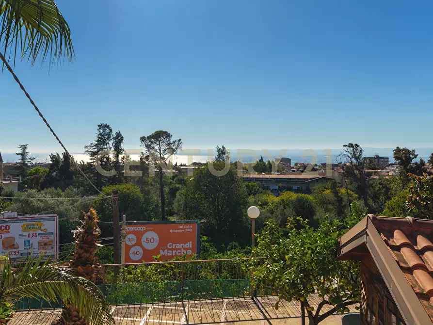 Immagine 2 di Casa semindipendente in vendita  in VIA SCALA DI BETTA 69 a Sant'agata Li Battiati