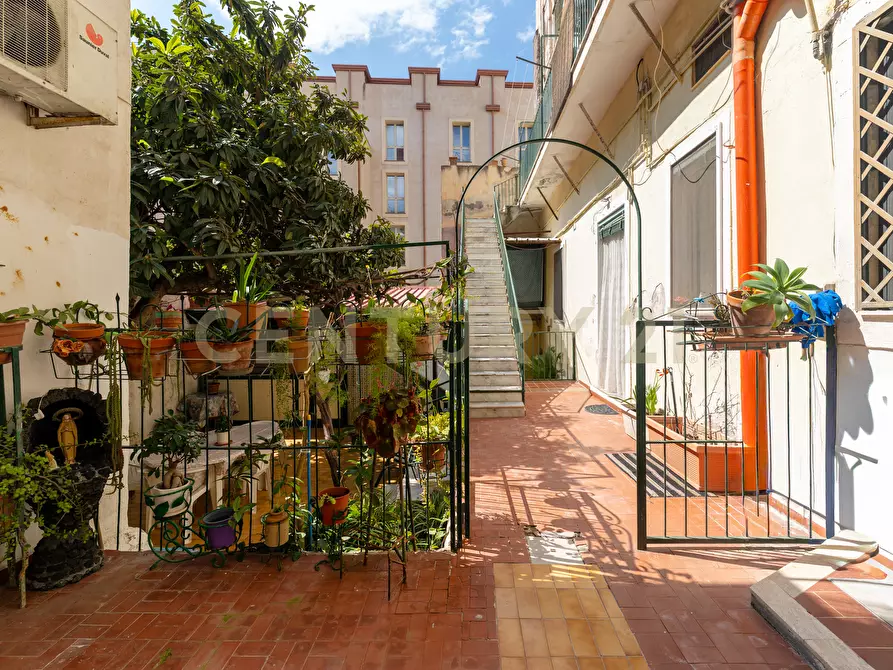 Immagine 7 di Appartamento in vendita  in Via Giuseppe Simili 29 a Catania