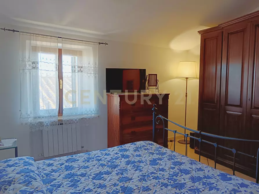 Immagine 27 di Terratetto in vendita  in Via Moglio 56 a Montalcino